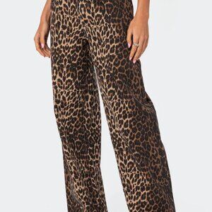 Edikted Leopard Printed Low Rise Baggy Jeans